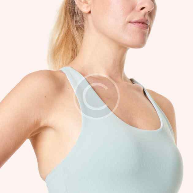 Sports top
